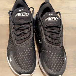 Nike Air Max 270 Black/White Women’s Shoe Size 6.5
